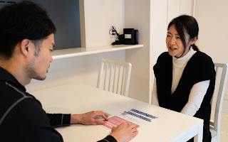 専門的なケアを提供する理学療法士